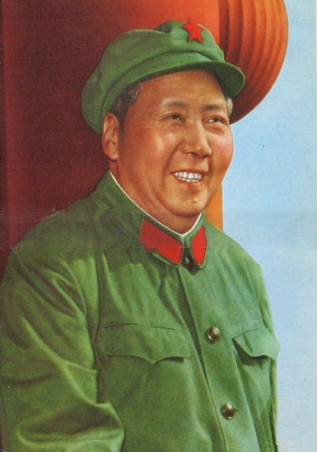 毛泽东身着65式军装