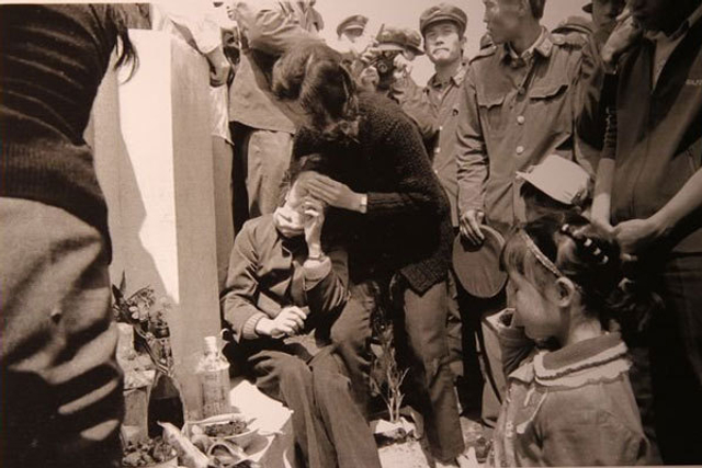 烈士母亲撕心裂肺呼唤儿子