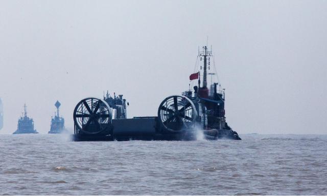 国产气垫登陆船抓紧海试