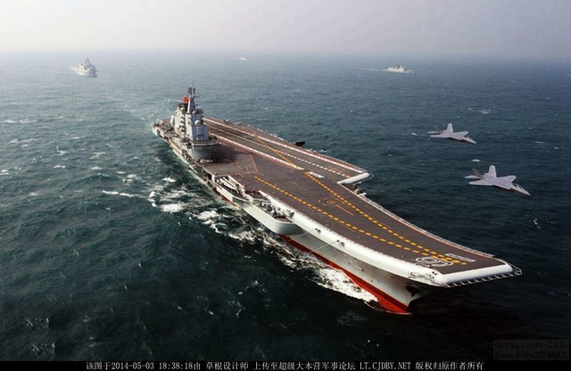 海军版舰载歼31鹘鹰战机CG图