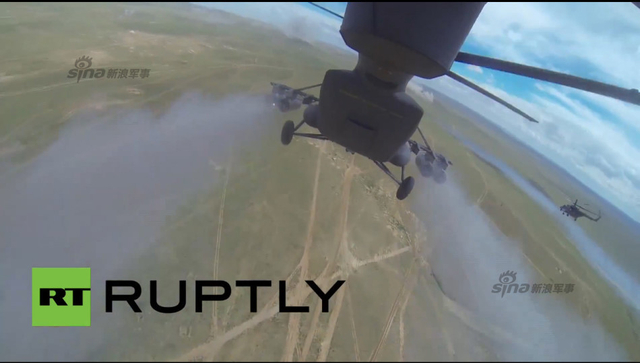 俄军米-8MTVSH机队空中发射火箭弹