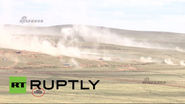 地面坦克部队进攻疑似我军99大改