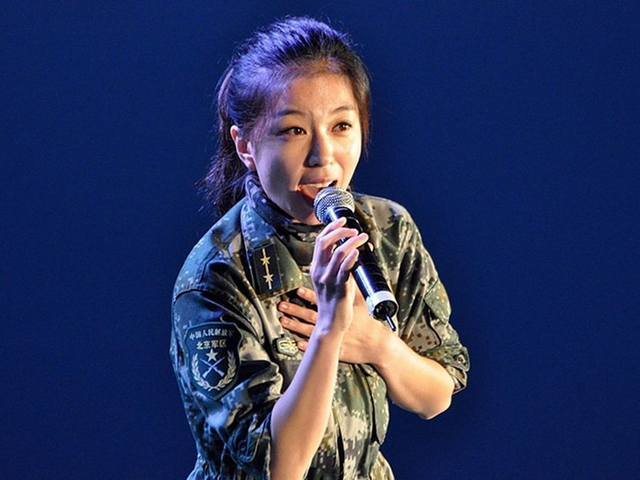 中俄文工团美丽女兵们助阵上合军演4