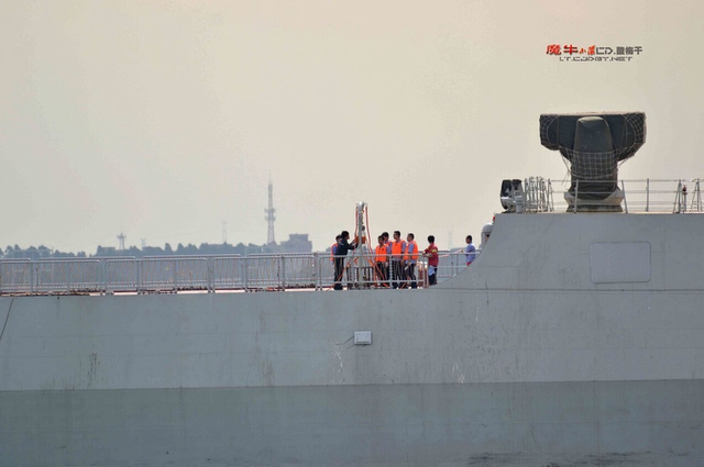 反潜版056型护卫舰出海测试画面