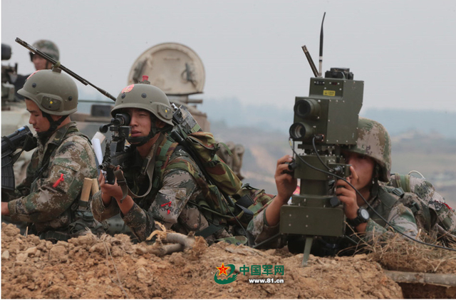 “红军”占领某高地后继续向纵深推进