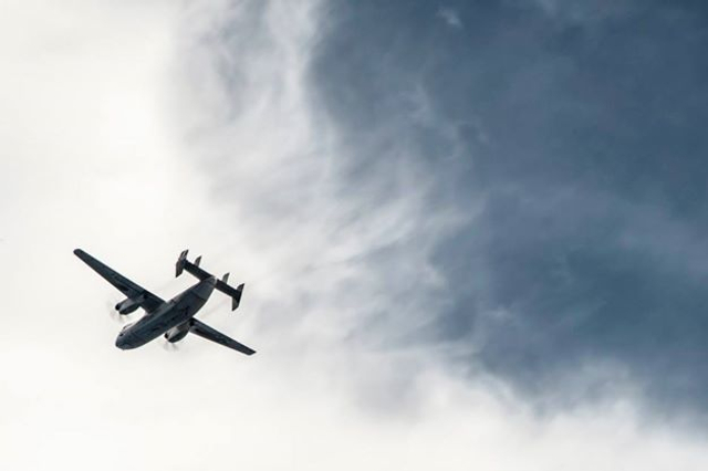 美国航母突现中国南海附近