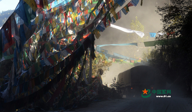 10月22日安全通过排龙天险