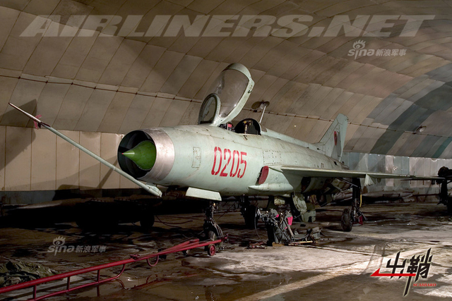 山鹰之国的东方馈赠：中国对阿尔巴尼亚的军援