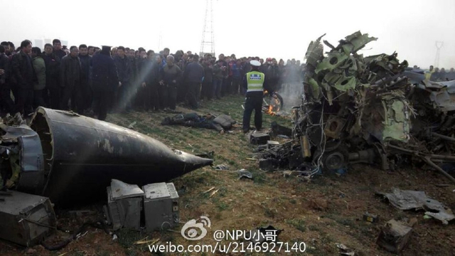 疑似解放军1架飞豹战机在陕西渭南坠毁