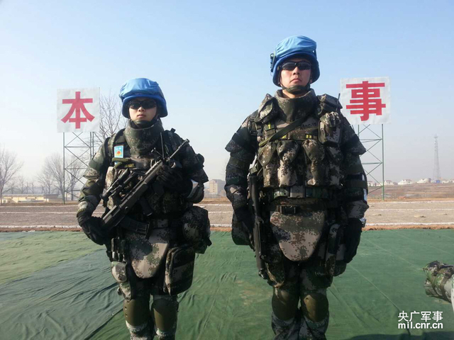 解放军维和步兵营火力配备齐 轻重远近全都有