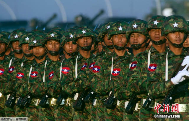 参阅士兵疑似配97式步枪