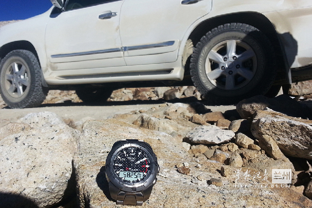 这是全世界公路通过的最高海拔高度