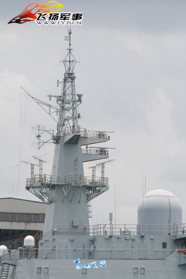 新型国产电子侦察船造好刷号
