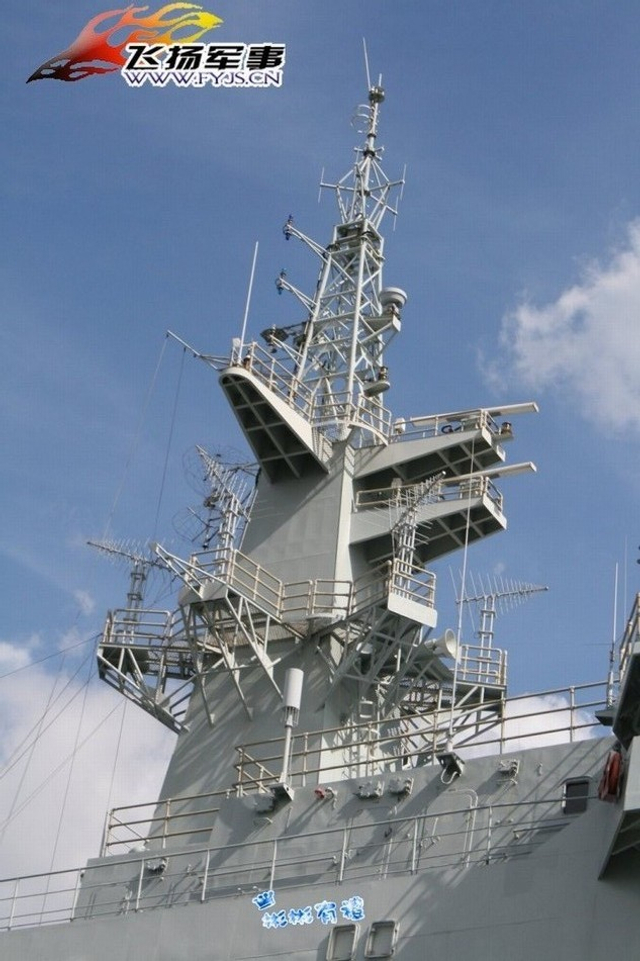 新型国产电子侦察船造好刷号