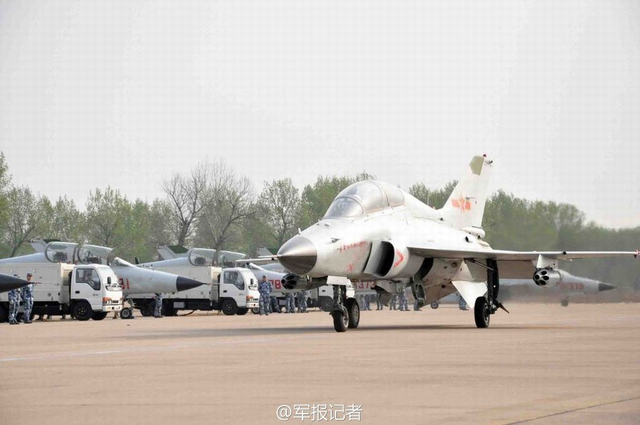 已交付的山鹰未出现DSI进气道设计4