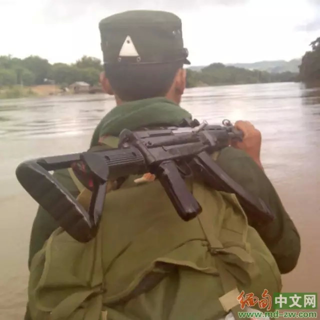 缅甸女民兵很甜很纯洁