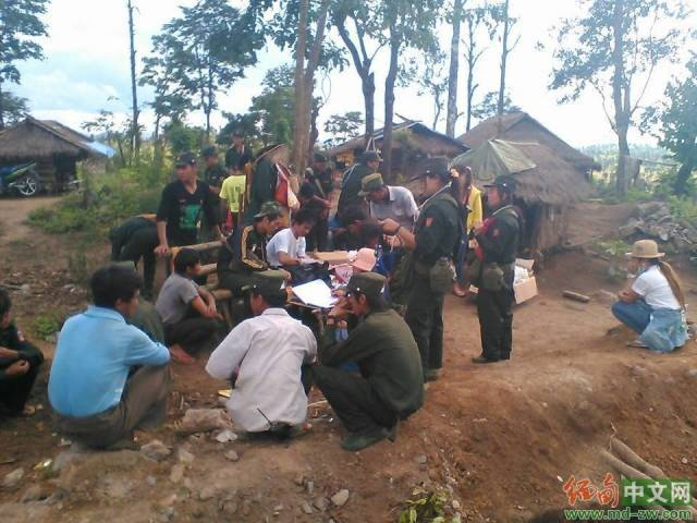 缅甸女民兵很甜很纯洁