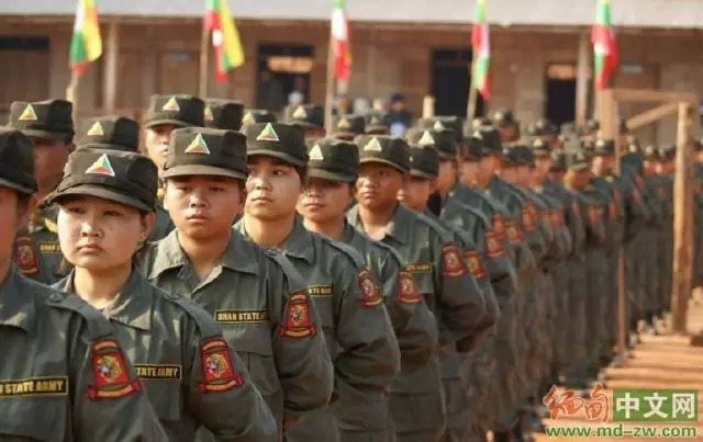 缅甸女民兵很甜很纯洁