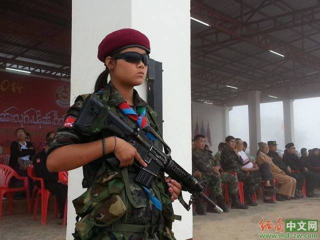 缅甸女民兵很甜很纯洁