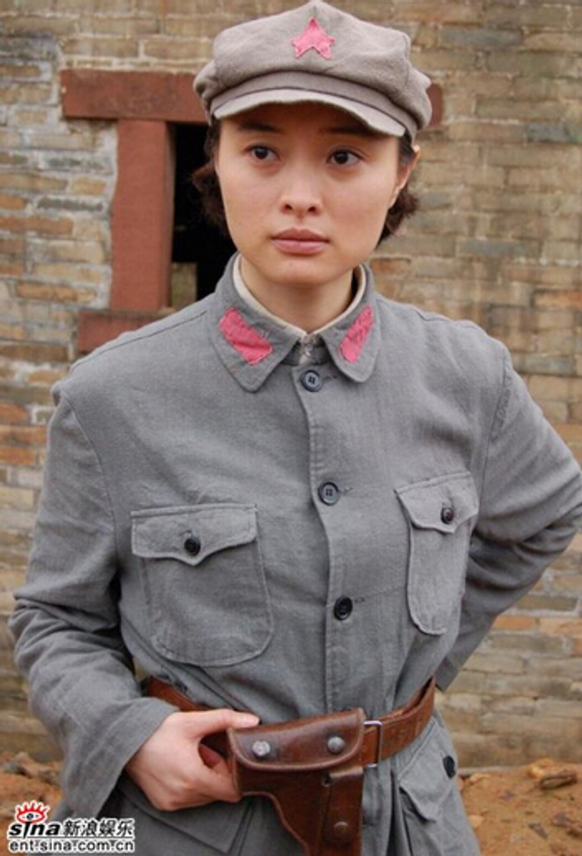 吴越饰演女红军：柳月雯