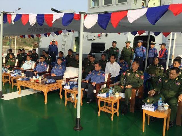缅海军节阅兵中国造战舰