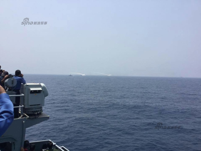 缅甸海军节阅兵出动中国造战舰