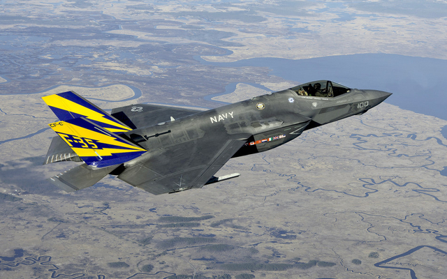 海军编号100 F-35C