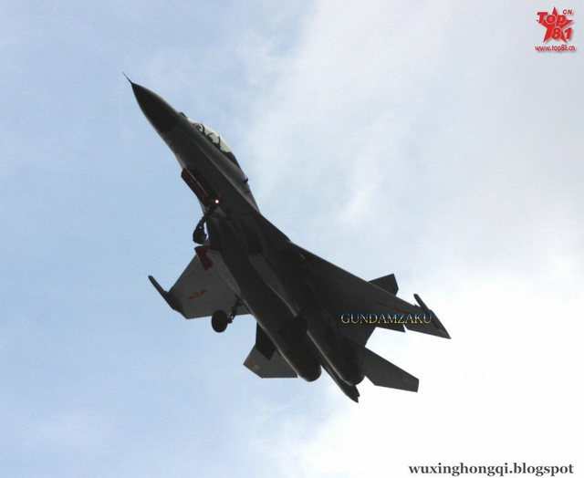 疑似我歼16战机已服役