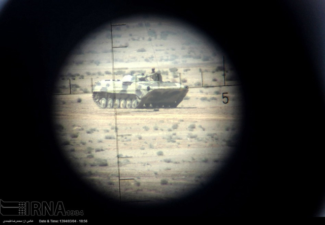 伊朗革命卫队大军演