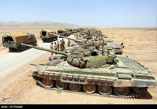 伊朗革命卫队大军演