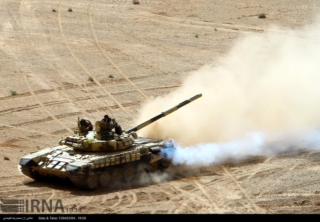 伊朗革命卫队大军演