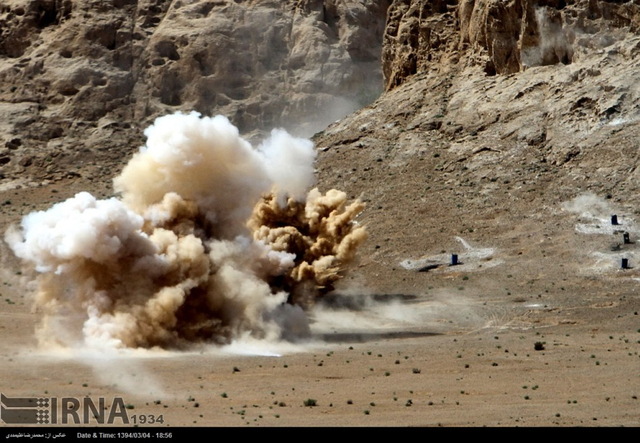 伊朗革命卫队大军演