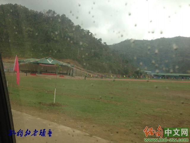 缅甸佤邦军组织阅兵式 大批制式武器让人眼熟