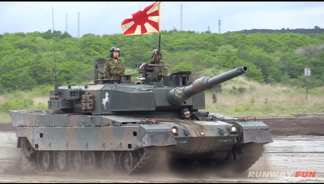 90式主战坦克群接受检阅3