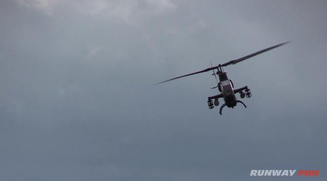 AH-1J攻击直升机