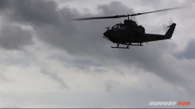 AH-1J攻击直升机2