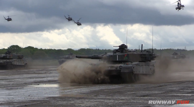 90式坦克群与直升机配合冲锋2