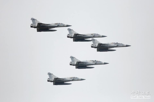 幻影2000-5战机编队