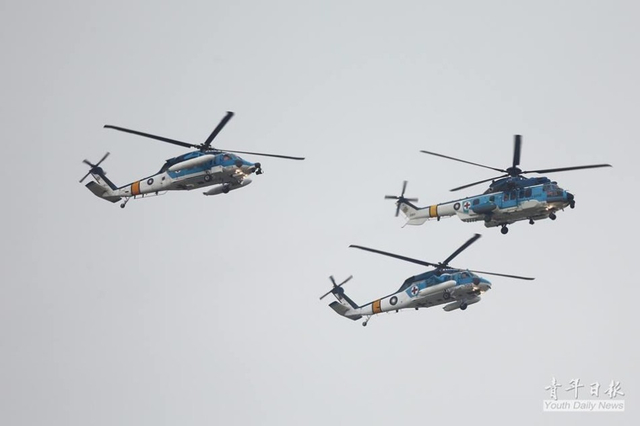 S-70C+直升机编队