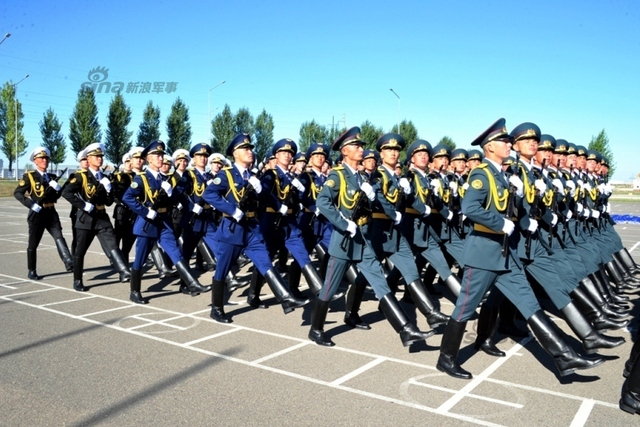 哈萨克斯坦三军仪仗队将启程赴华参加阅兵式 