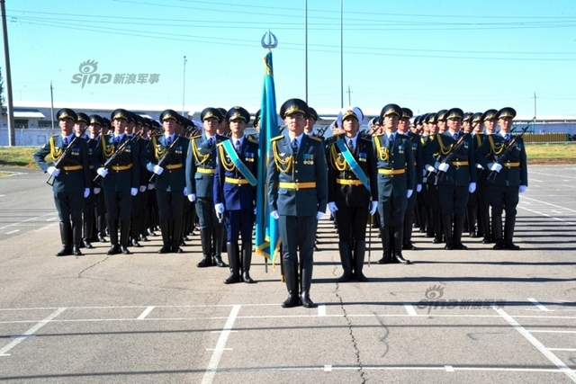 哈萨克斯坦三军仪仗队将启程赴华参加阅兵式 