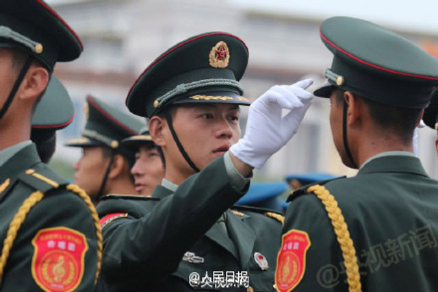 英姿飒爽！看中国军人风采