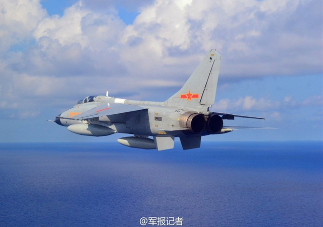 中国空军出动3型5架战机参加中俄海空联合军演
