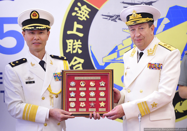 从检阅舰瓦良格号视角看中俄海上阅兵 