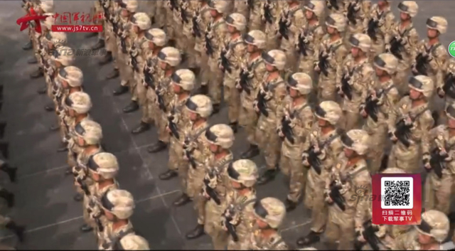 狼牙山英模方队装备新型迷彩作训服