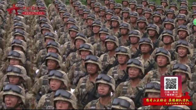 狼牙山英模方队装备新型迷彩作训服