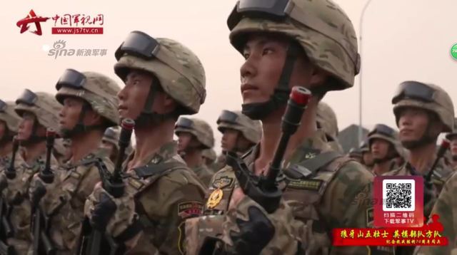 狼牙山英模方队装备新型迷彩作训服