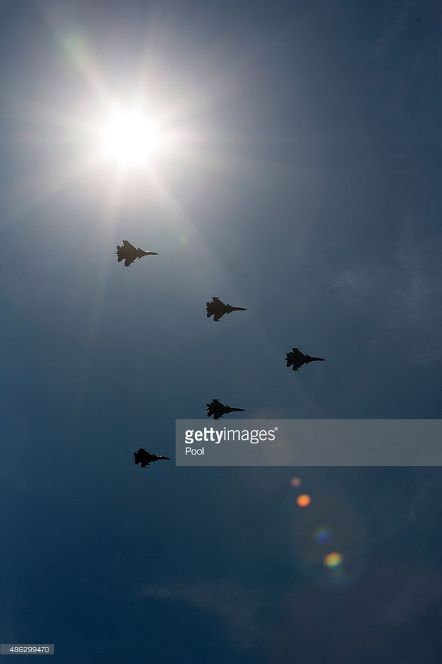 外媒镜头中的中国抗战胜利阅兵式之装备方队