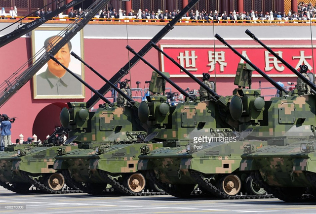 外媒镜头中的中国抗战胜利阅兵式之装备方队