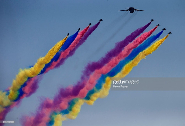 外媒镜头中的中国抗战胜利阅兵式之装备方队